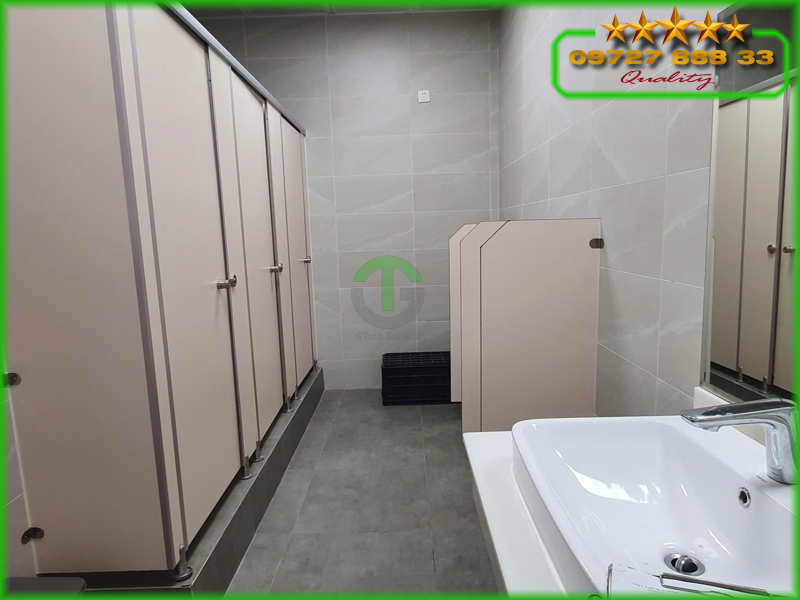 Vách vệ sinh compact 02 GTW02